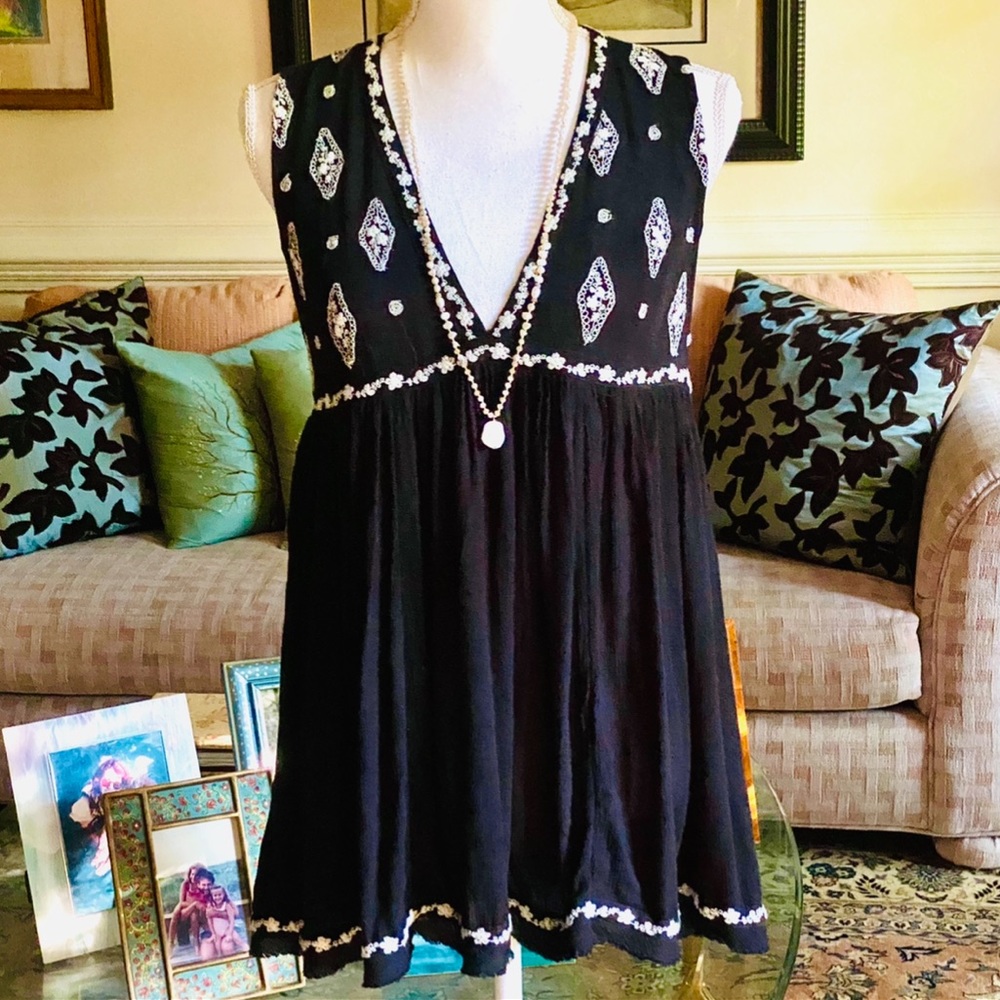 🌺🎉HP🎉🌺 NWOT Free People Diamond Embroidered Top - Picture 10 of 16